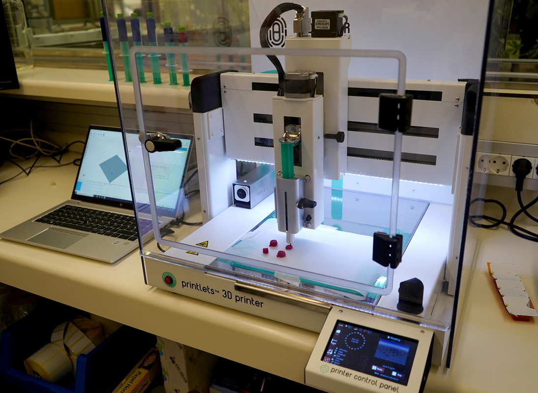 3D-Drucker am Universitätsklinikum Vall d’Hebron. Bild: Vall d'Hebron University Hospital
