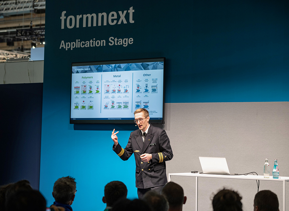 Lieutenant Captain Sascha Hartig was also on the Formnext 2023 conference schedule to talk about the additive developments in the German Navy. Image: Mathias Kutt