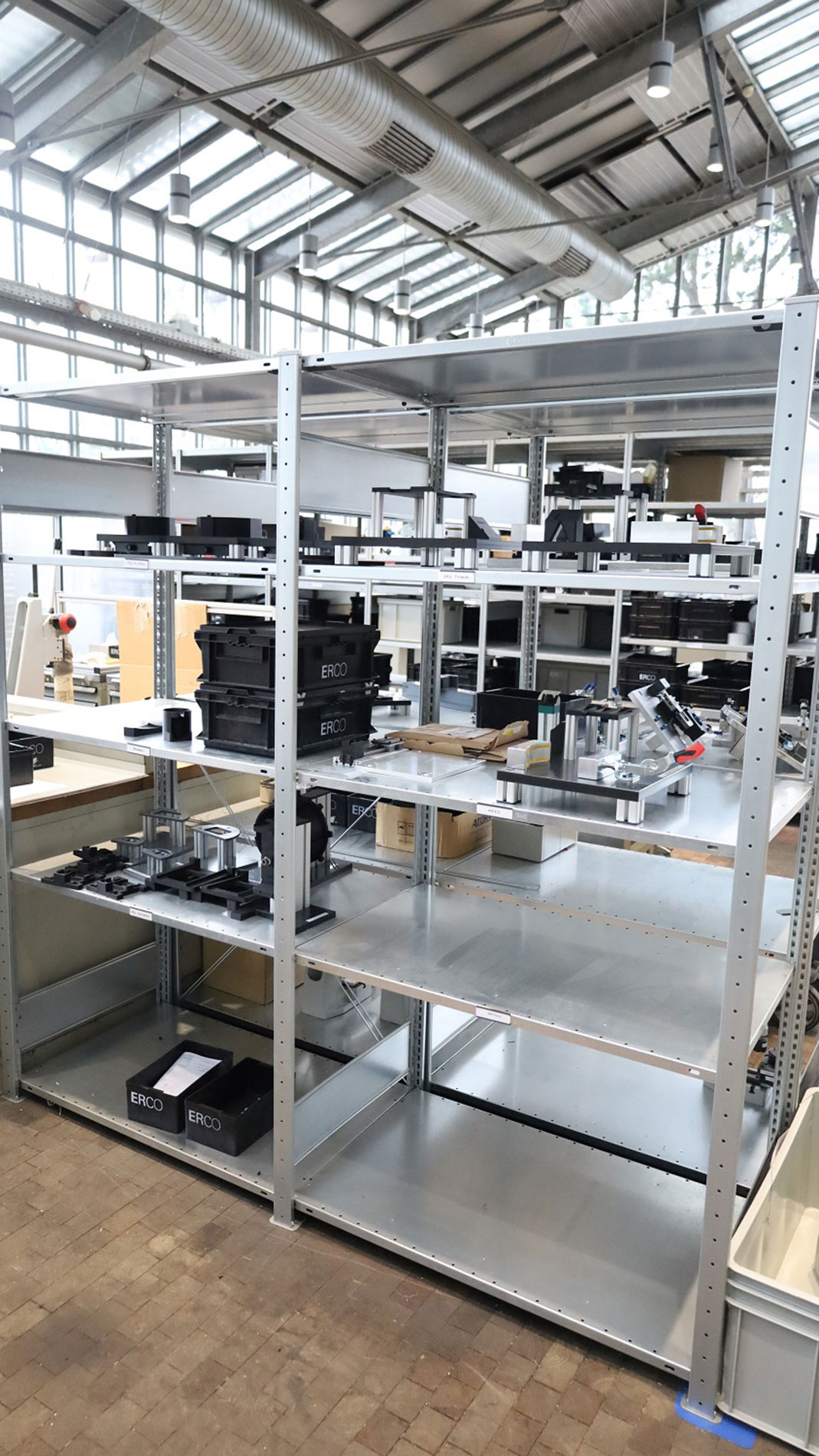 Insgesamt 250 Vorrichtungen haben Jungkurth und sein Team 2023 mithilfe des 3D-Drucks gefertigt. Bilder Thomas Masuch
