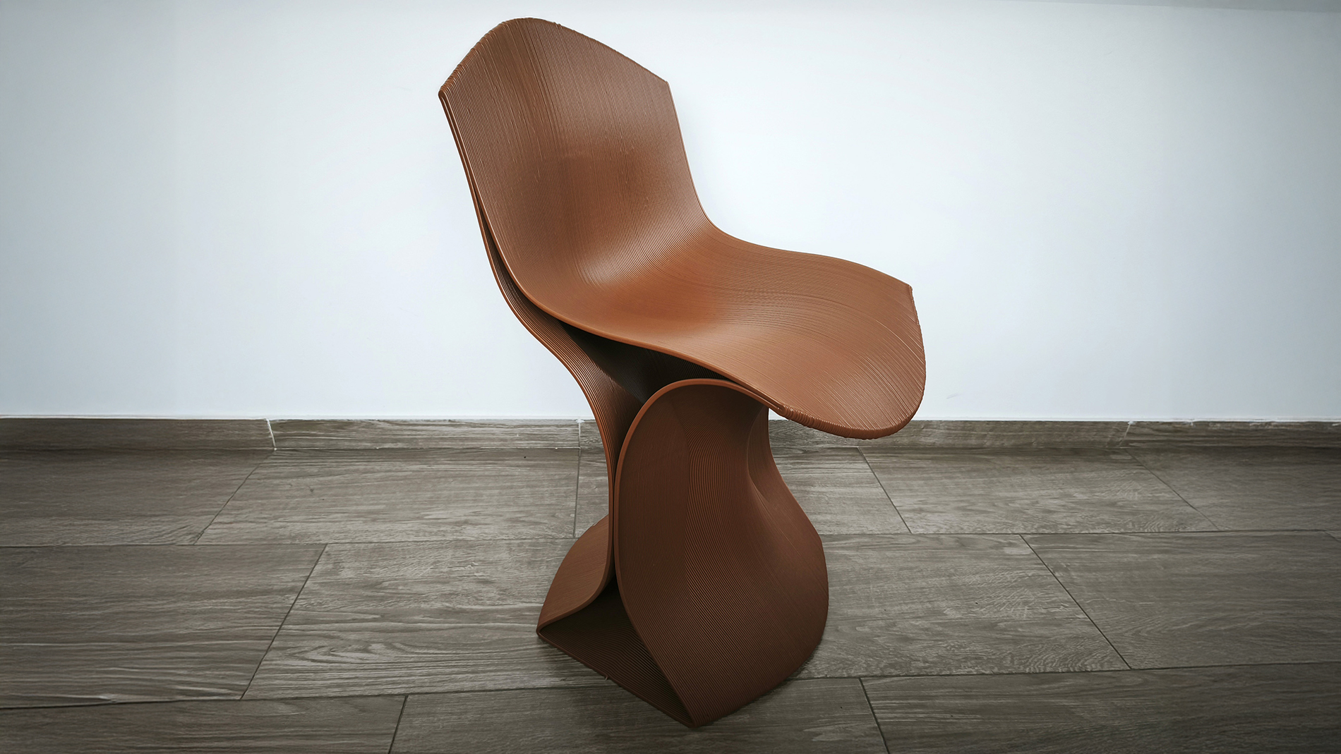 03-Chair-made-with-PELLETSMART-OLIVE