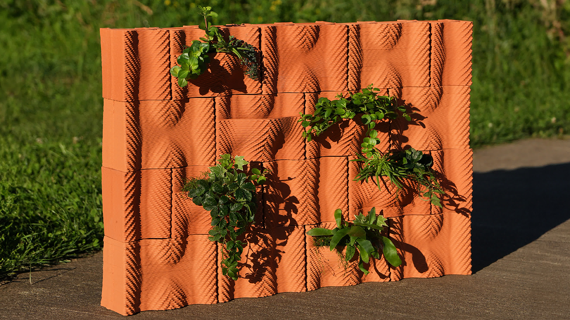 Brick By Bit is a modular, 3D printed facade system that unites aesthetics, ecology and thermal performance. Image: Victoria Roznowski