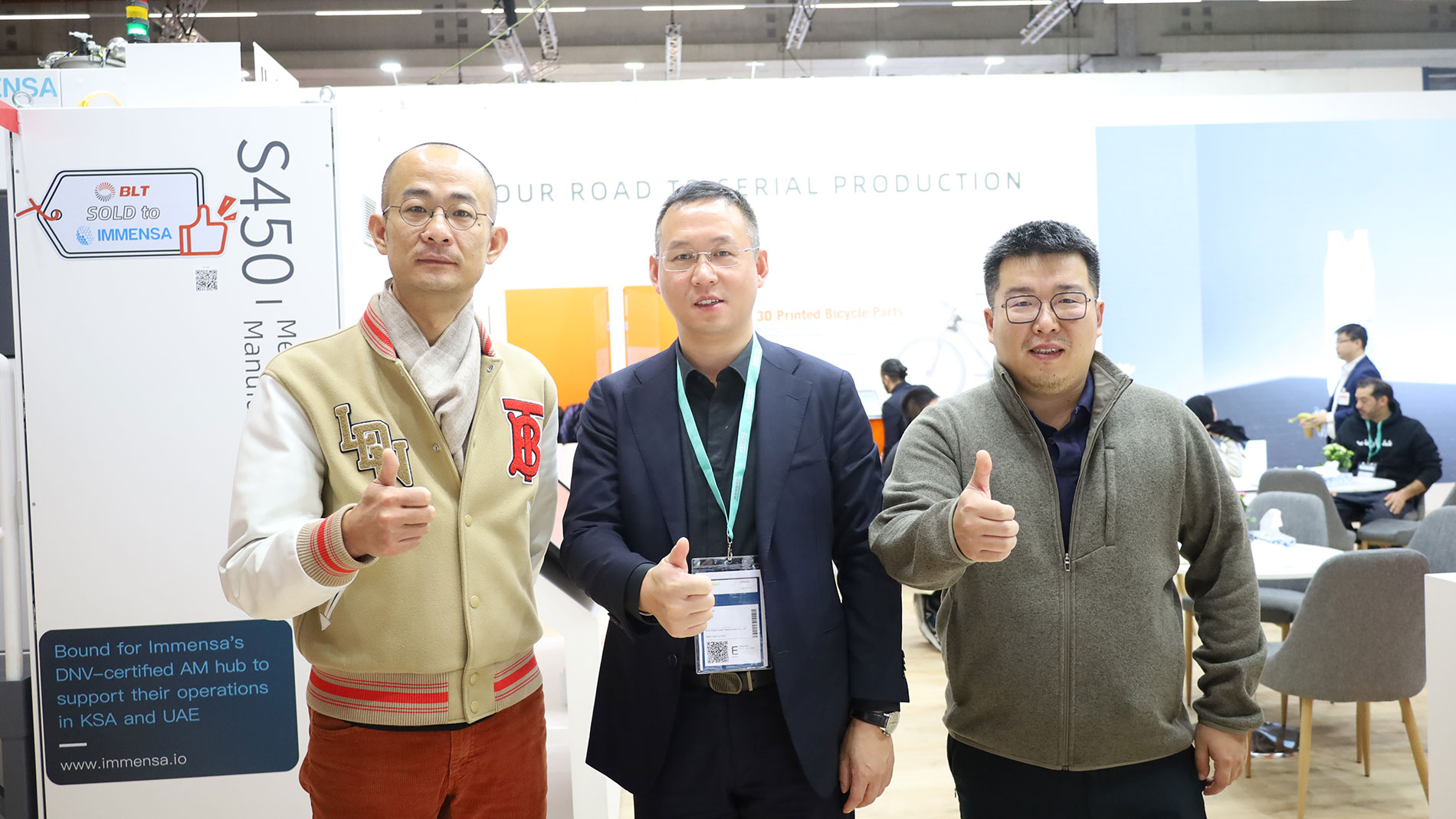 BLT was prominently represented at Formnext with Gary Ding (left) and BLT CEO Dr. Xue Lei. Picture: Thomas Masuch