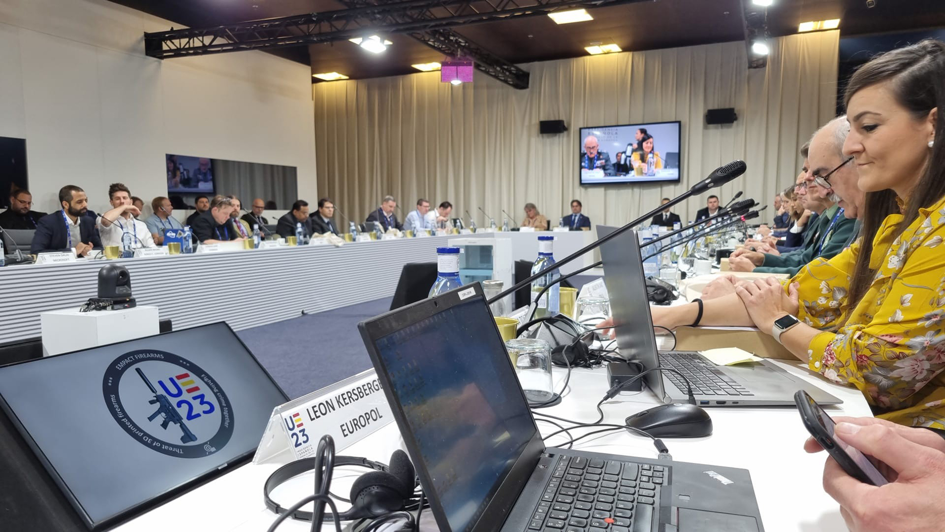 Adriana Toston (right) coordinating with international authorities. Image: Guardia Civil