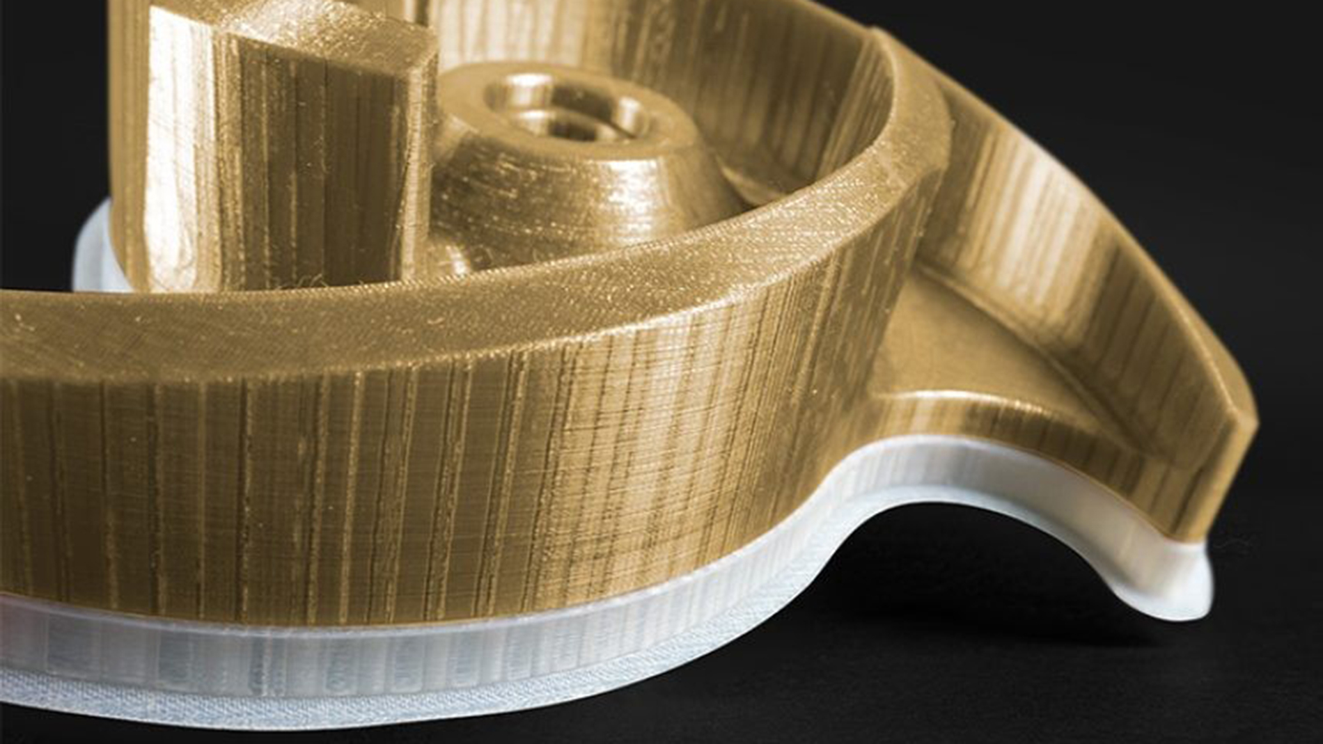 Primarily recommended as support material for PC-ESD and Victrex AM, 3DGence’s ESM-30 can withstand the elevated chamber temperatures required by some engineering and specialty polymers. Image: 3DGence