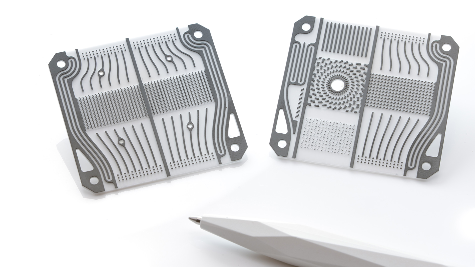 The Lithoz Performance Pack and ceramic applications: casting cores and metallized cooling plates. Images: Lithoz