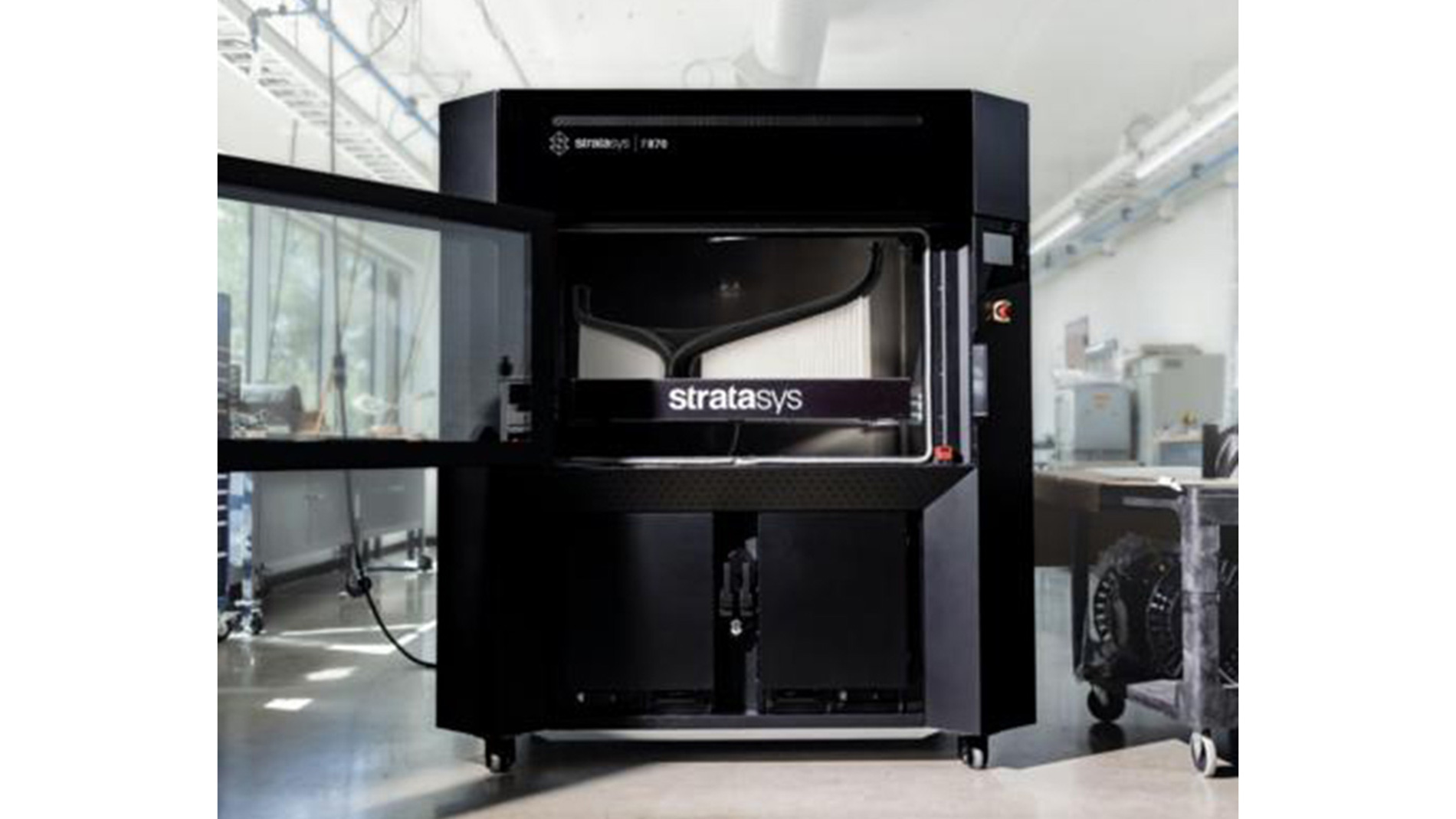 Die Stratasys F870 ist für große Werkzeuge, Vorrichtungen und Fertigungshilfsmittel in der Produktion ausgelegt. Bildquelle: Stratasys