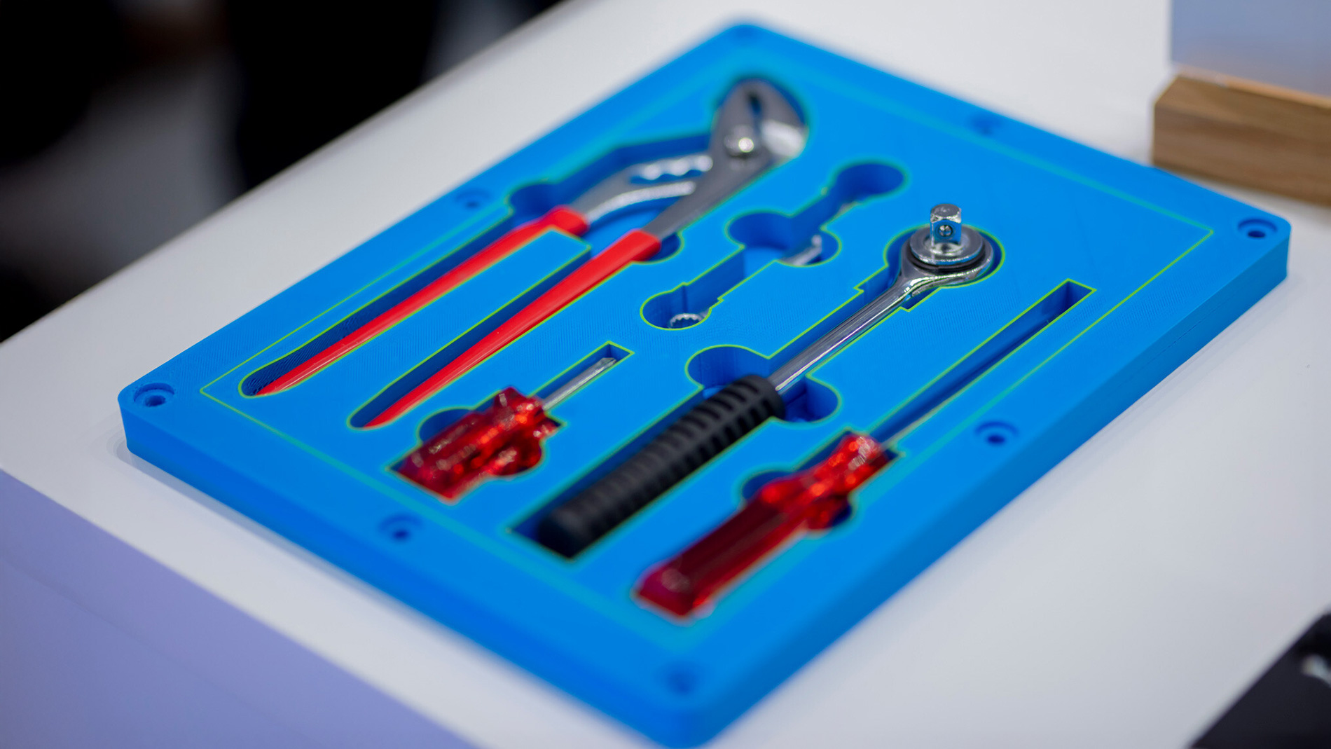 Application example shadow board